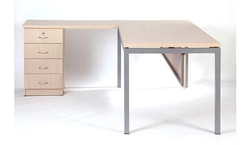 שולחן מתכת מעוצב 133